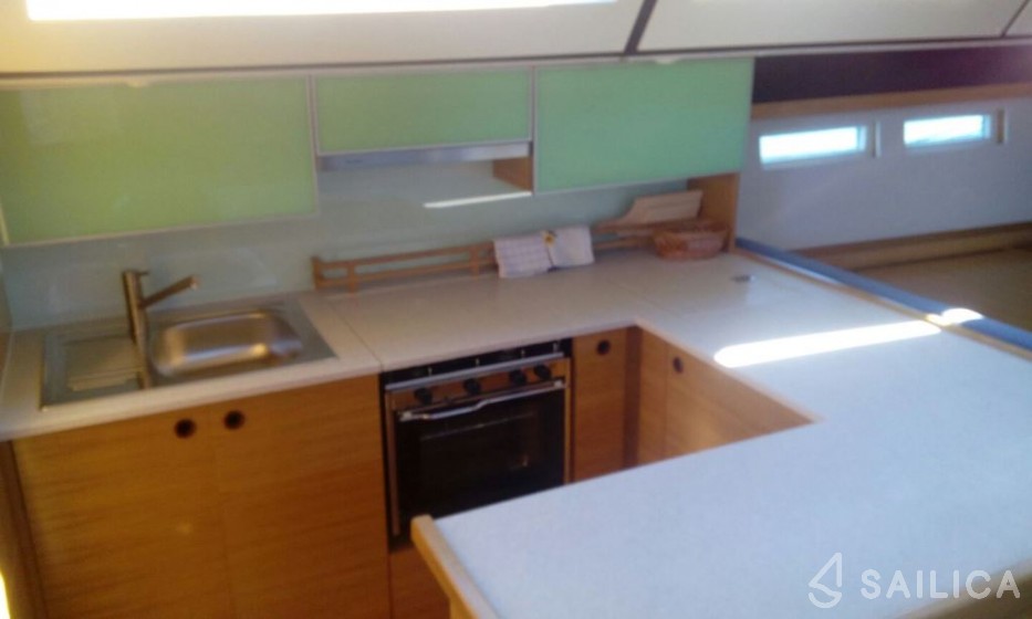 D&D Kufner 54 - Yacht Charter Sailica