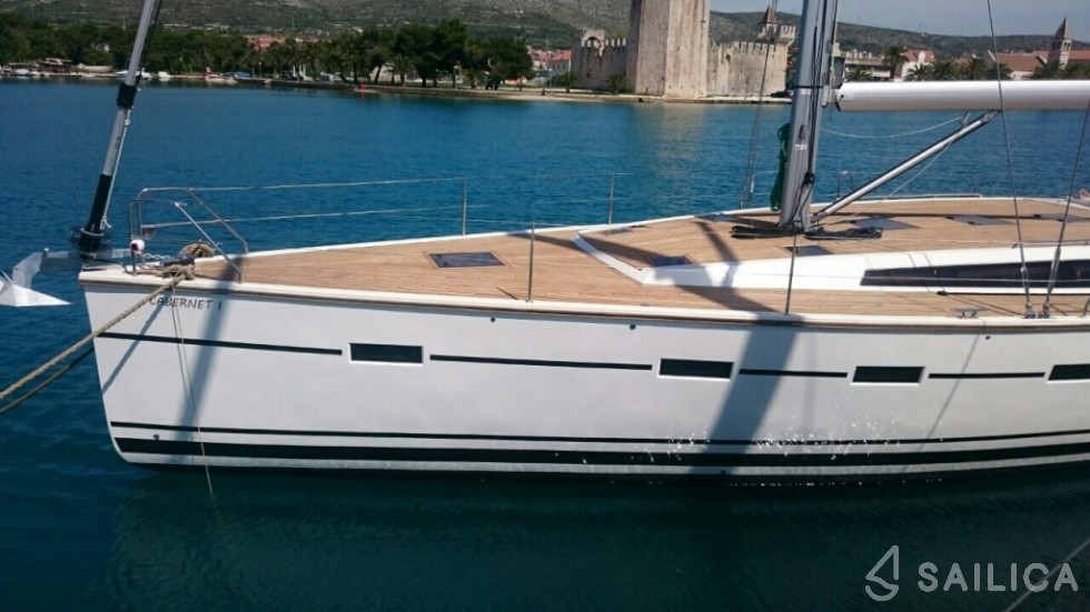 D&D Kufner 54 - Yacht Charter Sailica
