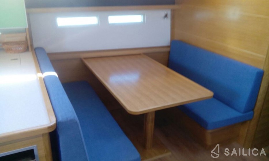 D&D Kufner 54 - Yacht Charter Sailica