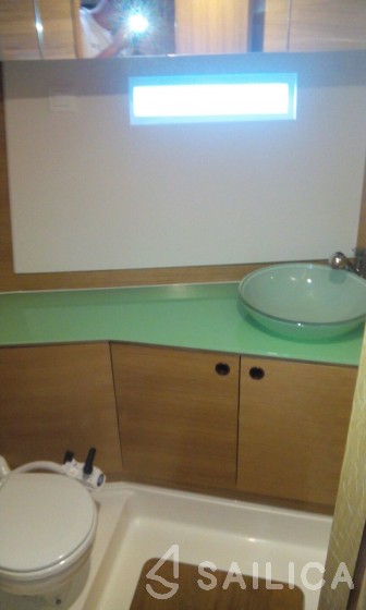 D&D Kufner 54 - Yacht Charter Sailica