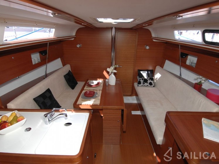 Dufour 335 Grand Large - Yacht Charter Sailica