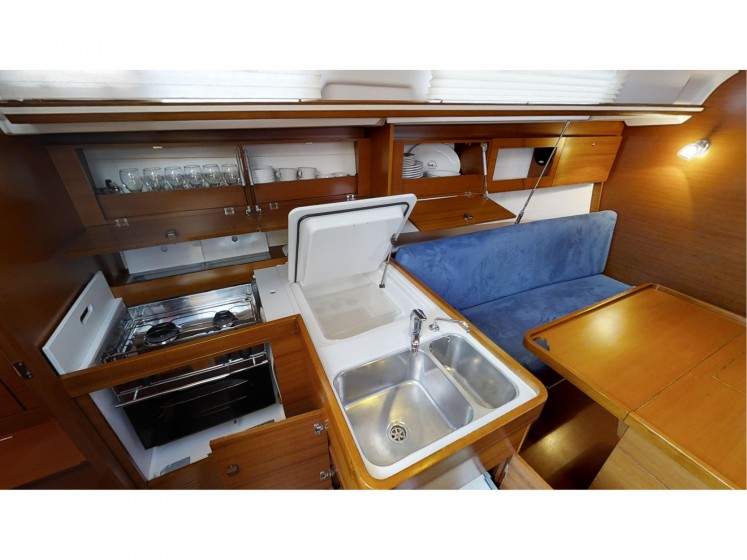 Dufour 335 Grand Large - Yacht Charter Sailica
