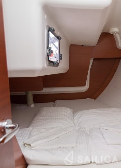 Dufour 335 Grand Large - Yacht Charter Sailica