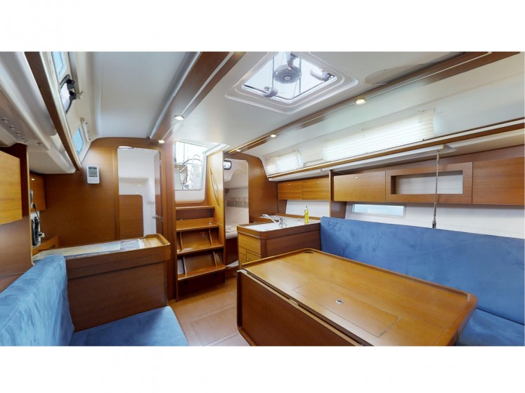 Dufour 335 Grand Large - Yacht Charter Sailica