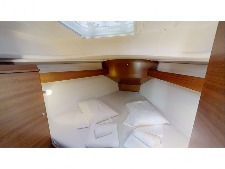 Dufour 335 Grand Large - Yacht Charter Sailica