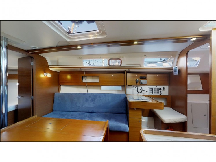 Dufour 335 Grand Large - Yacht Charter Sailica