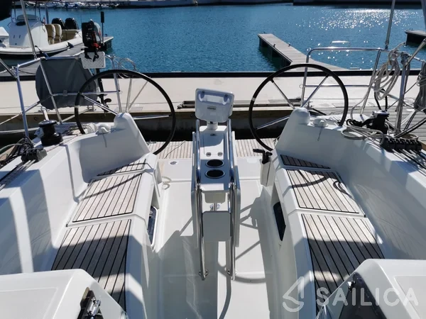 Sun Odyssey 349 - Yacht Charter Sailica