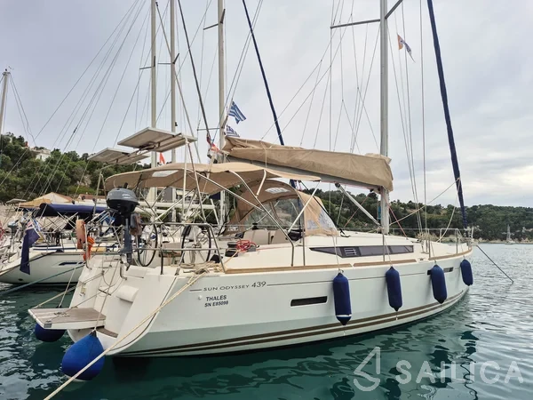 Sun Odyssey 439 - Yacht Charter Sailica