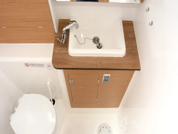 Dufour 382 GL - Yacht Charter Sailica
