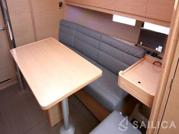 Dufour 382 GL - Yacht Charter Sailica