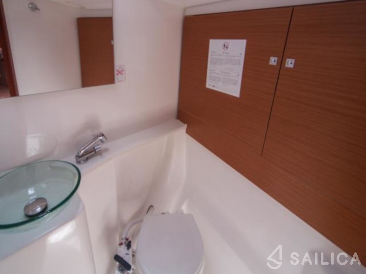 Dufour 460 GL - Yacht Charter Sailica