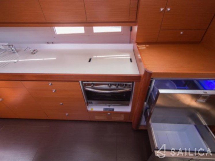 Dufour 460 GL - Yacht Charter Sailica
