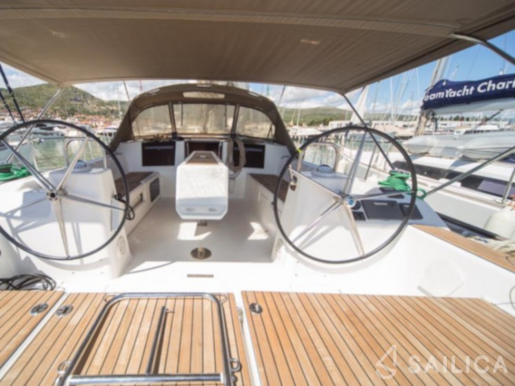 Dufour 460 GL - Yacht Charter Sailica