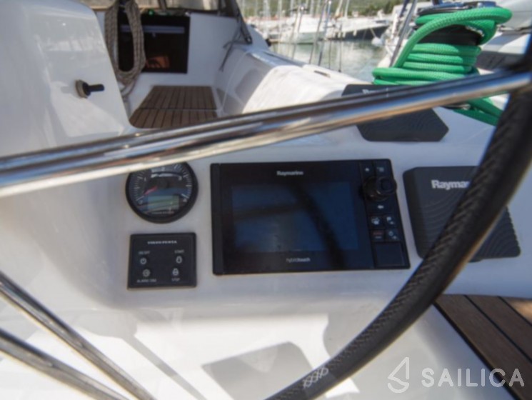 Dufour 460 GL - Yacht Charter Sailica