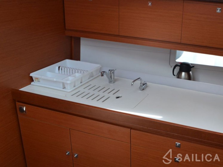 Dufour 460 GL - Yacht Charter Sailica