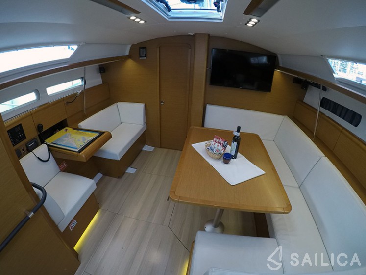 Sun Odyssey 449 - Yacht Charter Sailica