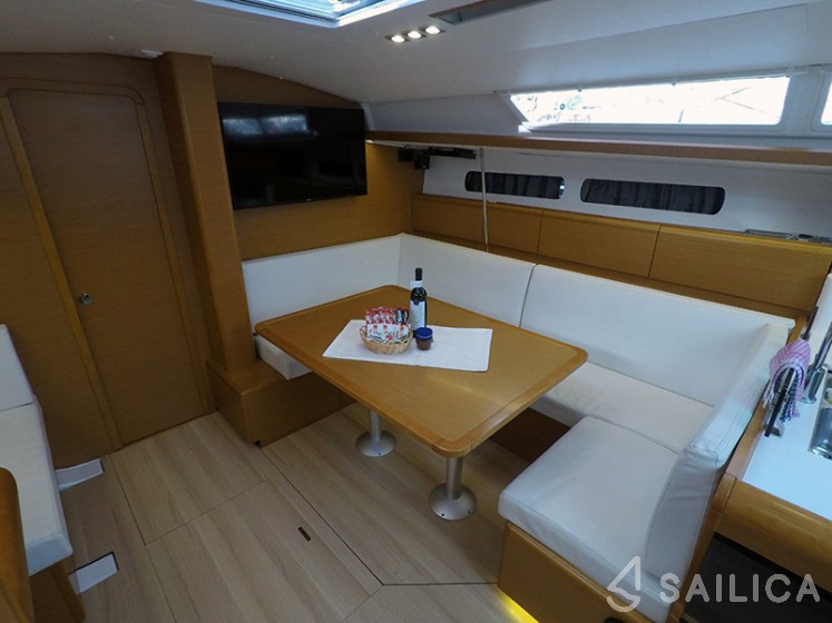 Sun Odyssey 449 - Yacht Charter Sailica