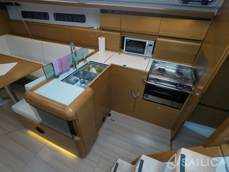 Sun Odyssey 449 - Yacht Charter Sailica