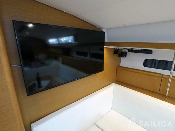 Sun Odyssey 449 - Yacht Charter Sailica