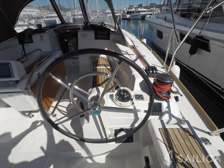 Sun Odyssey 449 - Yacht Charter Sailica