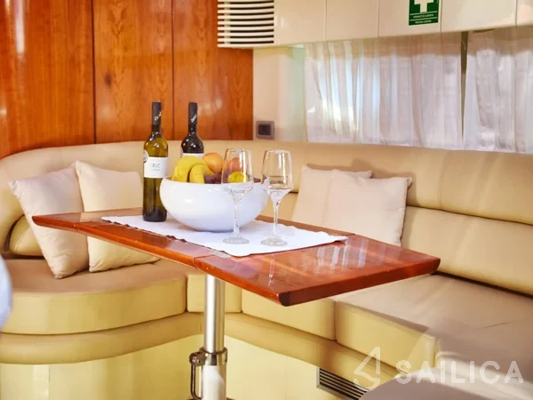 Targa 48 - Yacht Charter Sailica