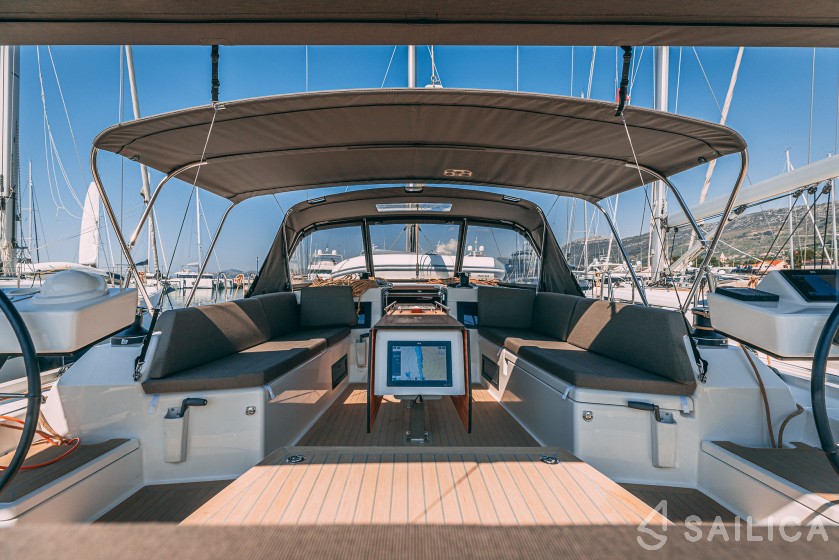 Dufour 470 - Yacht Charter Sailica