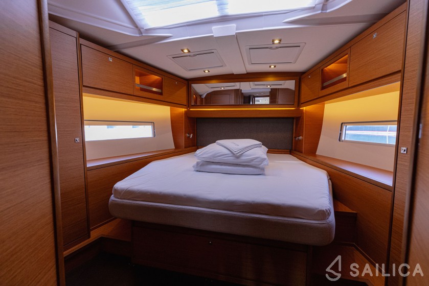 Dufour 470 - Yacht Charter Sailica