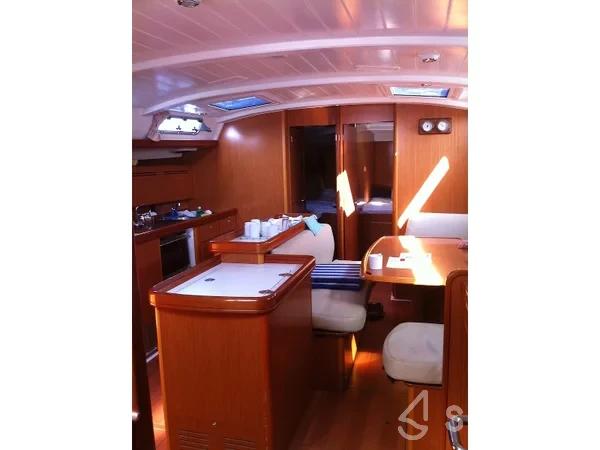Cyclades 50.5 - Yacht Charter Sailica