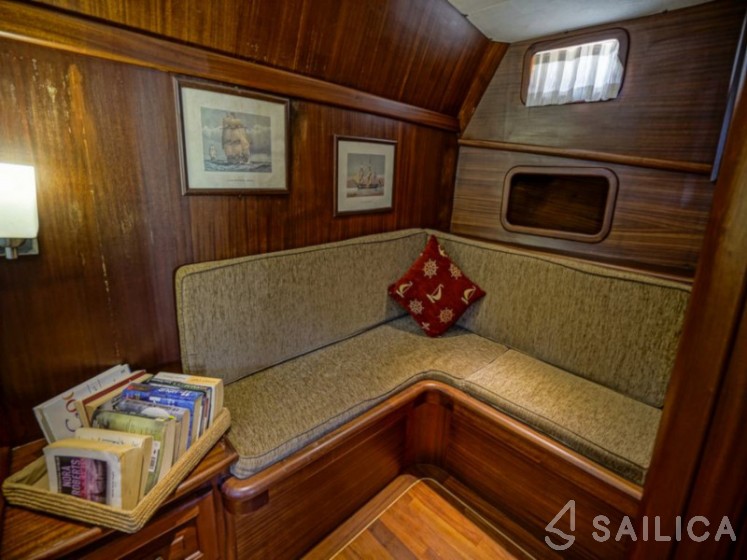 Gulet - Yacht Charter Sailica
