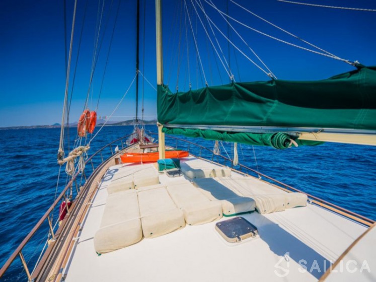 Gulet - Yacht Charter Sailica