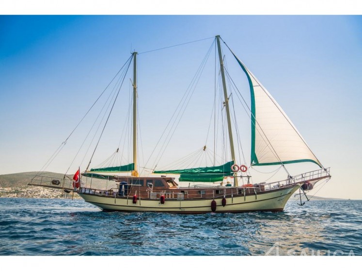 Gulet - Yacht Charter Sailica