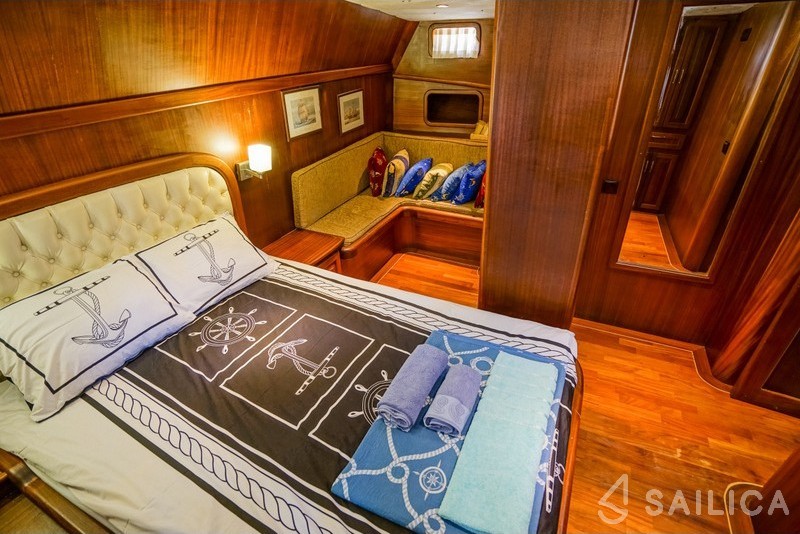 Gulet - Yacht Charter Sailica