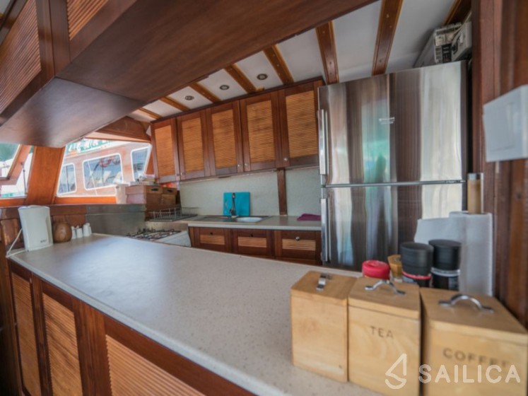 Gulet - Yacht Charter Sailica