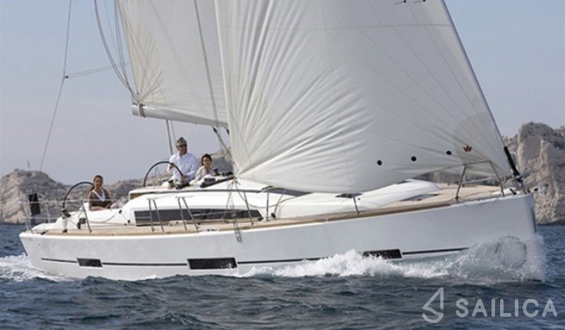 Dufour 412 GL - Yacht Charter Sailica