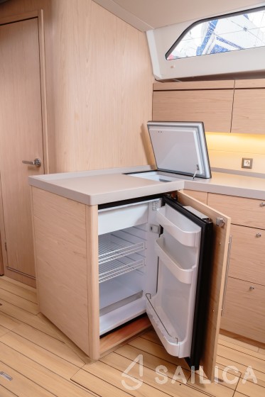 Oceanis 46.1 - Yacht Charter Sailica