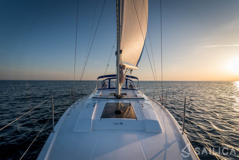 Hanse 418 - Yacht Charter Sailica