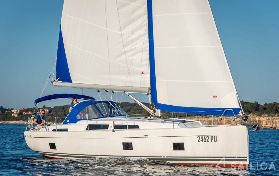 Hanse 418 - Yacht Charter Sailica