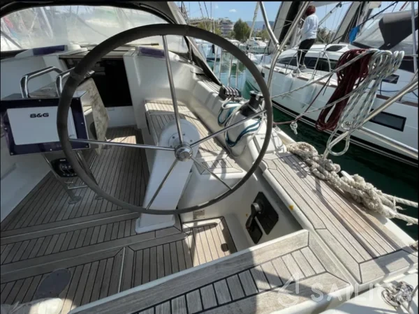 Hanse 345 - Yacht Charter Sailica