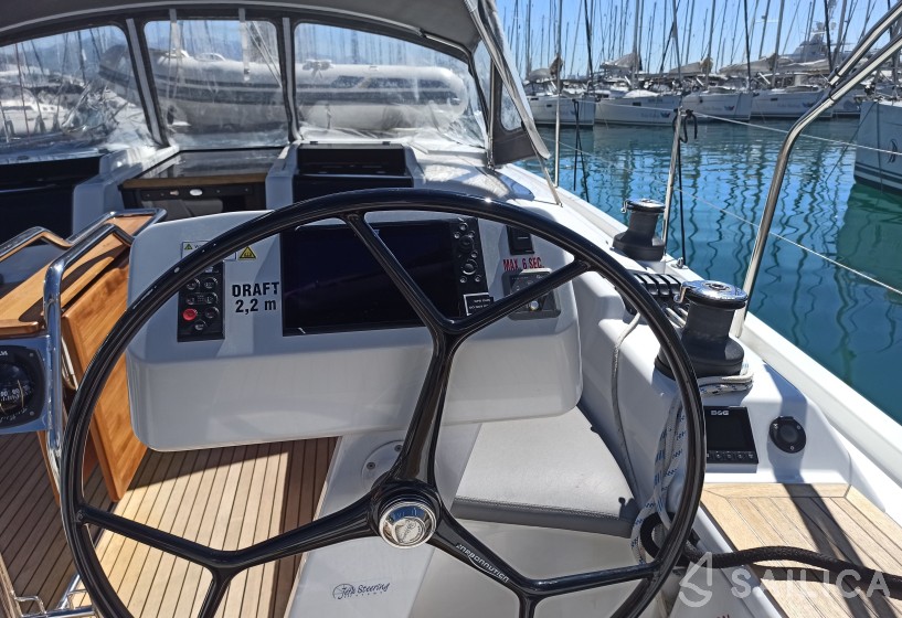 Hanse 458 - Yacht Charter Sailica