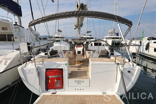 Hanse 458 - Yacht Charter Sailica