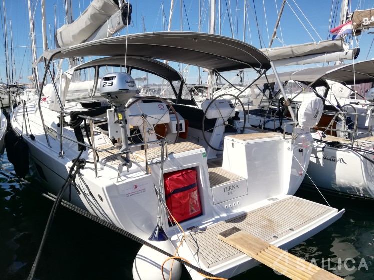 Hanse 458 - Yacht Charter Sailica