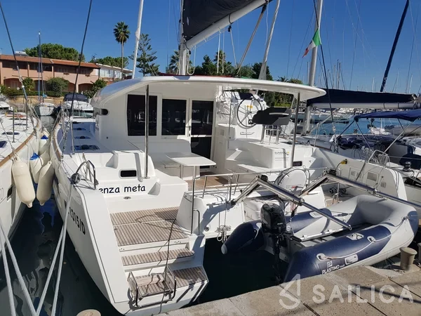 Lagoon 40 - Yacht Charter Sailica