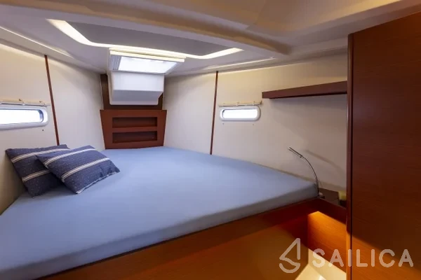 Hanse 388 - Yacht Charter Sailica
