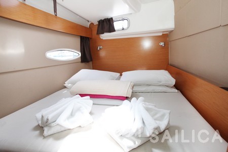 Lipari 41 - Yacht Charter Sailica