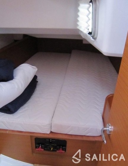 Sun Odyssey 449 - Yacht Charter Sailica