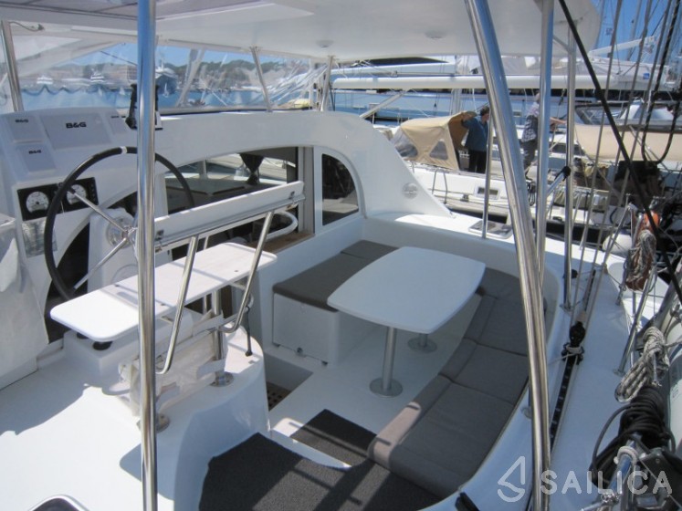 Lagoon 380 - Yacht Charter Sailica