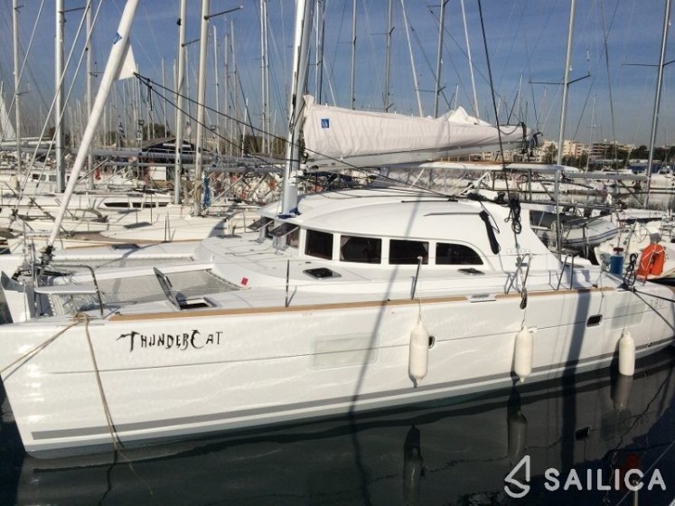 Lagoon 380 - Yacht Charter Sailica