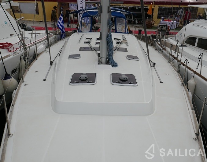Oceanis 50 - Yacht Charter Sailica