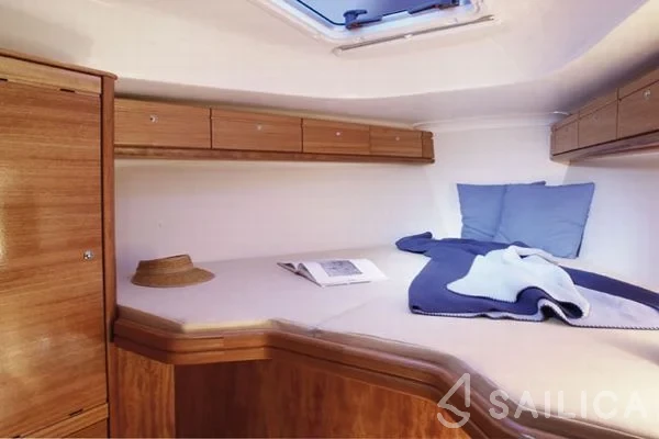 Bavaria 33 Cruiser - Yacht Charter Sailica