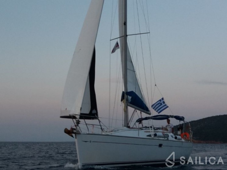 Sun Odyssey 35 - Yacht Charter Sailica
